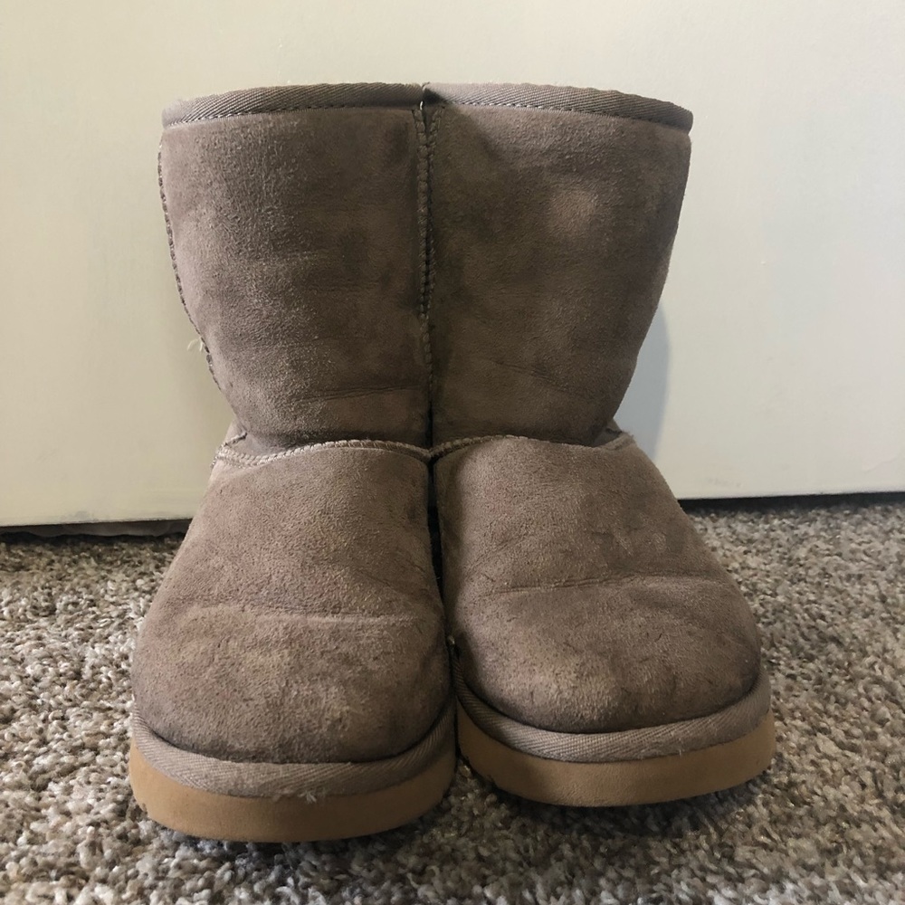 Uggs - image 2